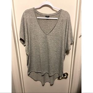 Grey relaxed fit tee